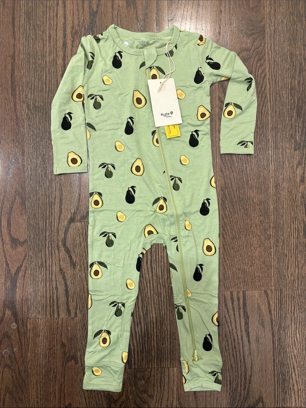 NWT Kyte Baby Avocado Print Kids One-Piece Zip Romper 4T